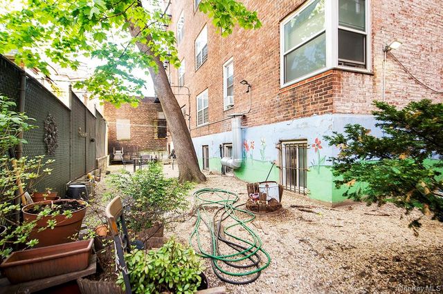 72-15 37th Avenue 6A, Jackson Heights, NY 11372