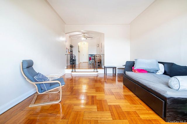72-15 37th Avenue 6A, Jackson Heights, NY 11372
