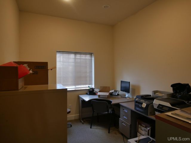 208 E Montezuma Avenue, Houghton, MI 49931