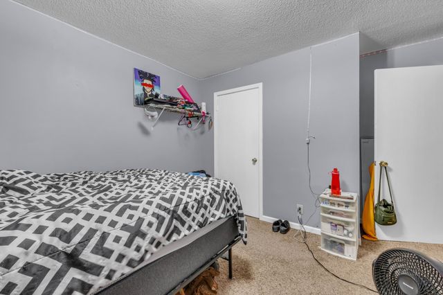 348 Dupuis Dr, Clarksville, TN 37042