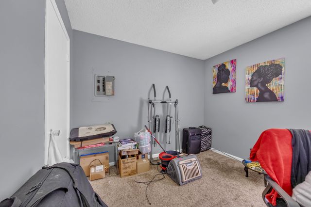 348 Dupuis Dr, Clarksville, TN 37042