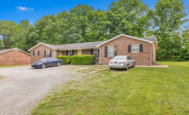 348 Dupuis Dr, Clarksville, TN 37042
