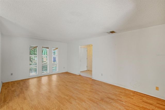 885 BRADDOCK ROAD, Deltona, FL 32725