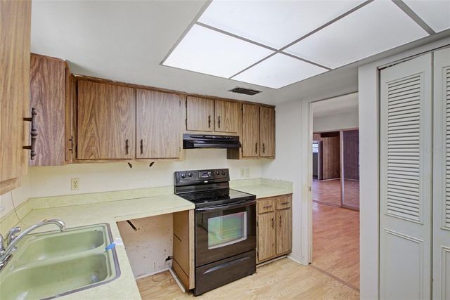 885 BRADDOCK ROAD, Deltona, FL 32725