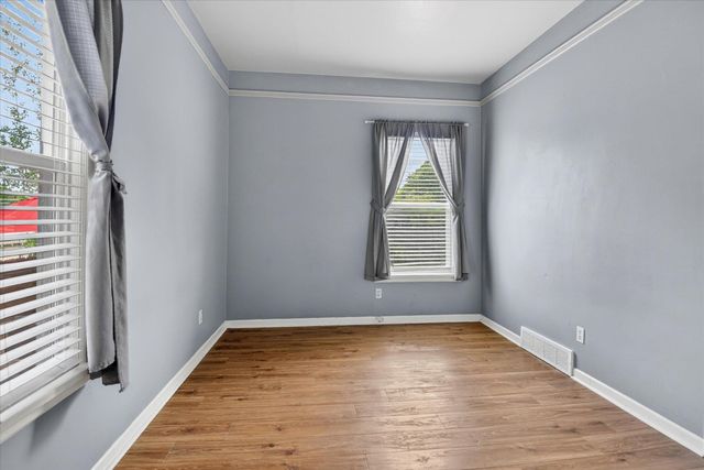 1218 E Augusta Ave, Spokane, WA 99207