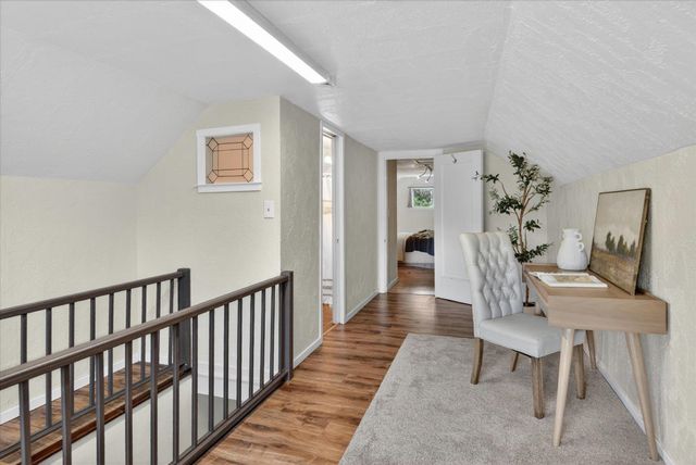 1218 E Augusta Ave, Spokane, WA 99207
