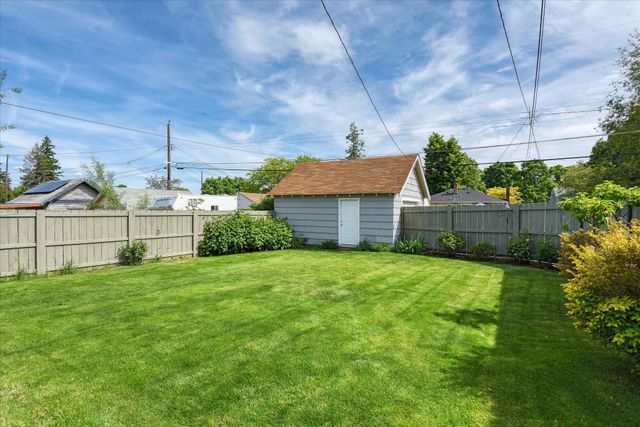 1218 E Augusta Ave, Spokane, WA 99207