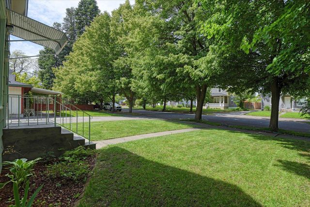 1218 E Augusta Ave, Spokane, WA 99207