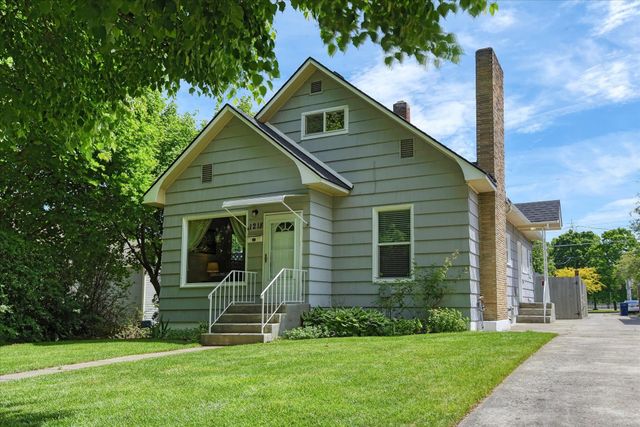 1218 E Augusta Ave, Spokane, WA 99207