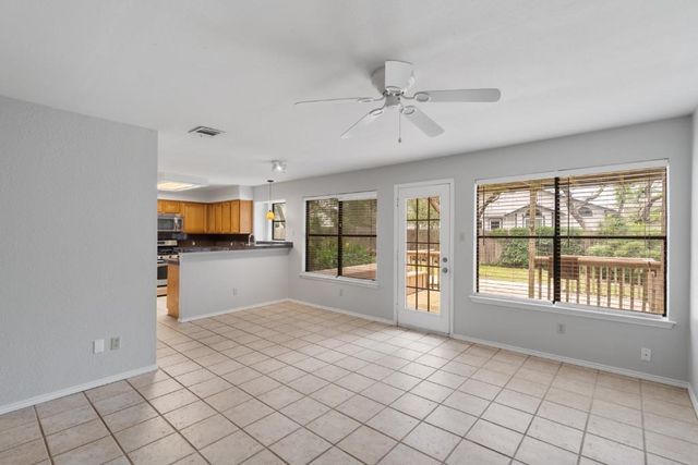 8718 Coastal DR, Austin, TX 78749