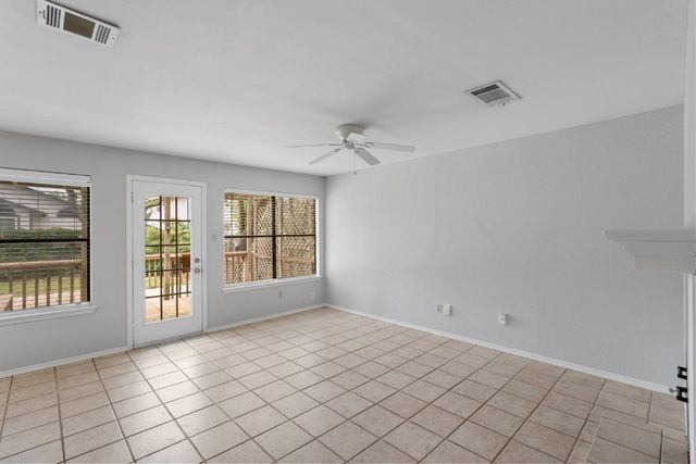 8718 Coastal DR, Austin, TX 78749