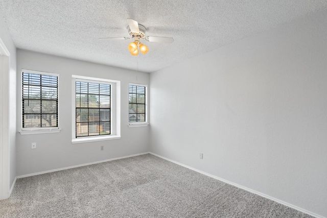 8718 Coastal DR, Austin, TX 78749