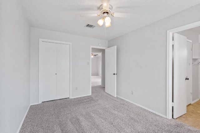 8718 Coastal DR, Austin, TX 78749