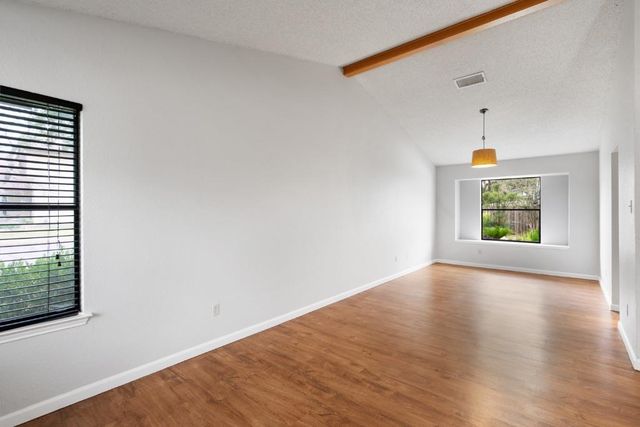 8718 Coastal DR, Austin, TX 78749