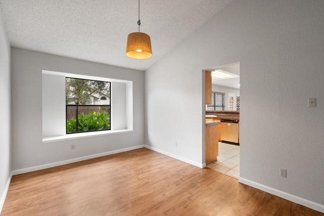 8718 Coastal DR, Austin, TX 78749