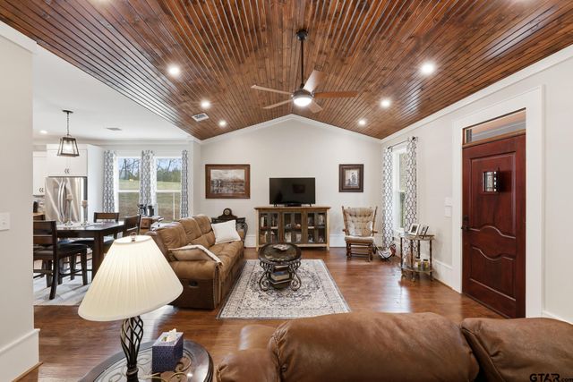405 W Camp St, Jefferson, TX 75657