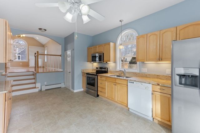 14 Briarwood Drive, Wareham, MA 02751