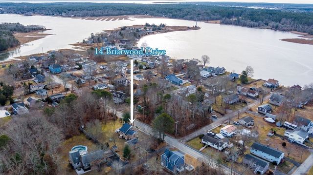 14 Briarwood Drive, Wareham, MA 02751