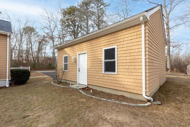 14 Briarwood Drive, Wareham, MA 02751