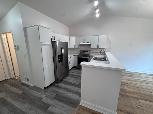 46839 Scotch Pine Lane, Macomb, MI 48042