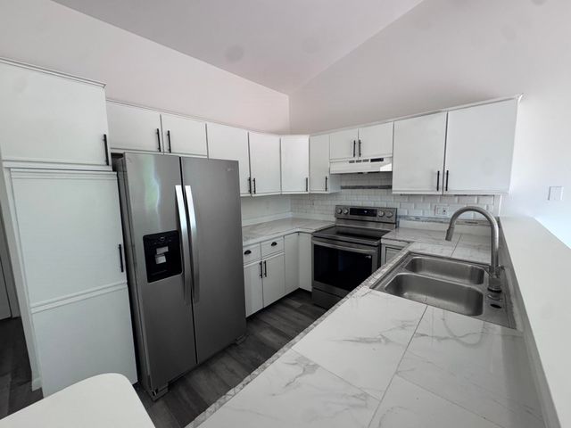 46839 Scotch Pine Lane, Macomb, MI 48042
