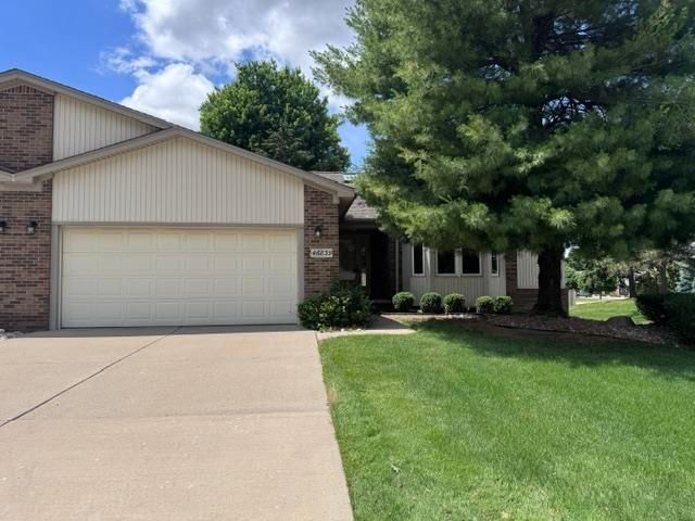 46839 Scotch Pine Lane, Macomb, MI 48042
