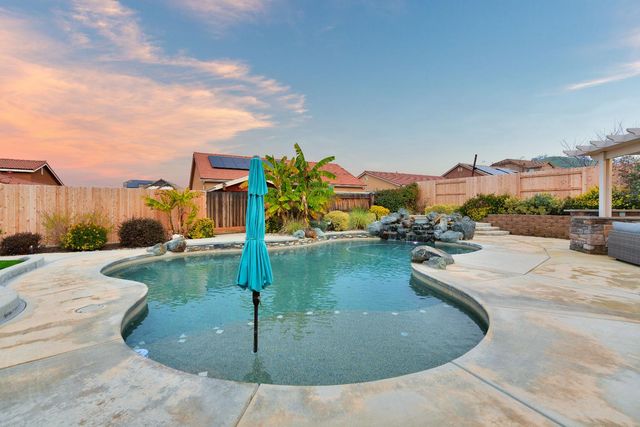 21321 Tramonto Lane, Friant, CA 93626