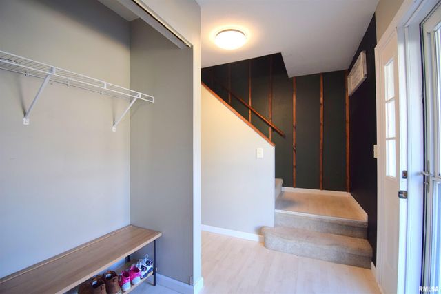 4419 Woodglen Lane, Mt Vernon, IL 62864