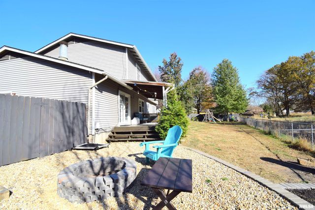 4419 Woodglen Lane, Mt Vernon, IL 62864