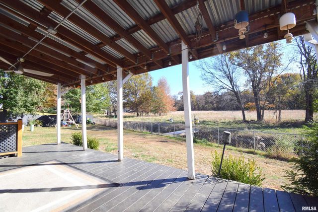 4419 Woodglen Lane, Mt Vernon, IL 62864