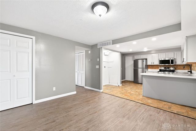 6308 Hemingway Road, Dayton, OH 45424