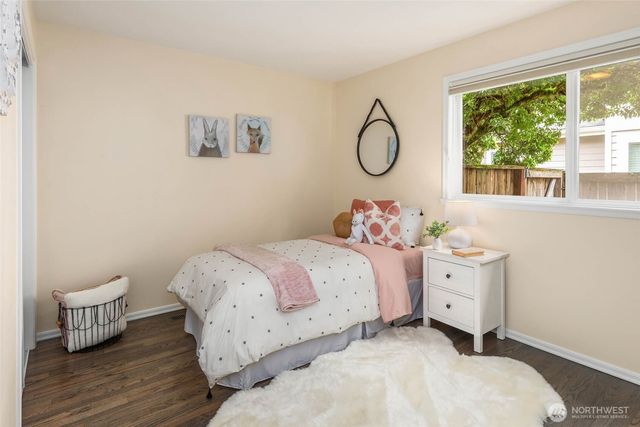 4648 89th Avenue SE, Mercer Island, WA 98040