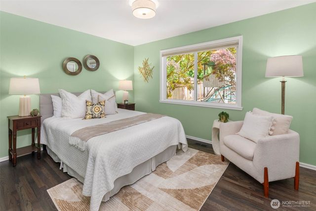 4648 89th Avenue SE, Mercer Island, WA 98040