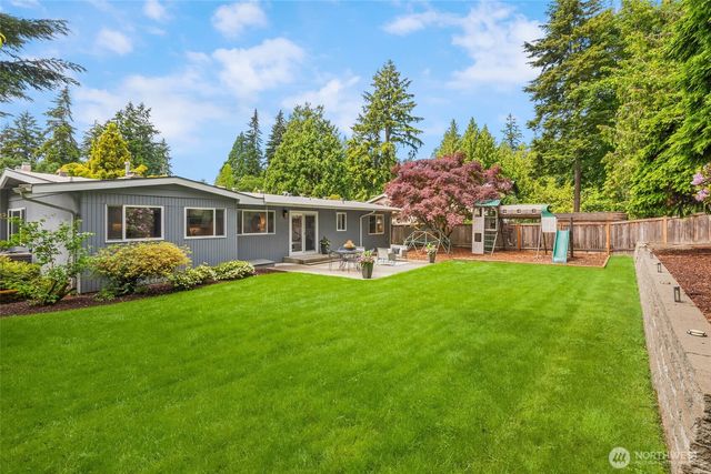 4648 89th Avenue SE, Mercer Island, WA 98040
