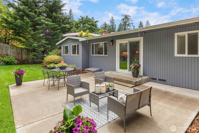 4648 89th Avenue SE, Mercer Island, WA 98040