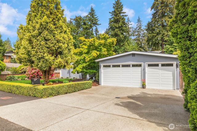 4648 89th Avenue SE, Mercer Island, WA 98040