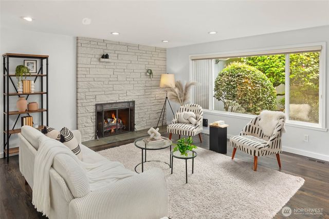 4648 89th Avenue SE, Mercer Island, WA 98040