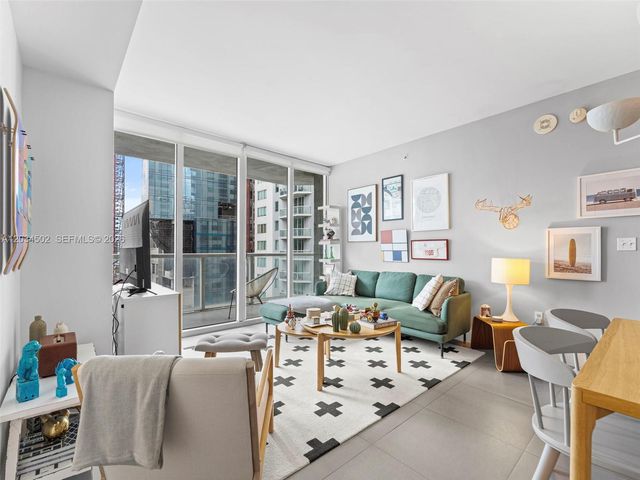 253 NE 2nd St 1801, Miami, FL 33132