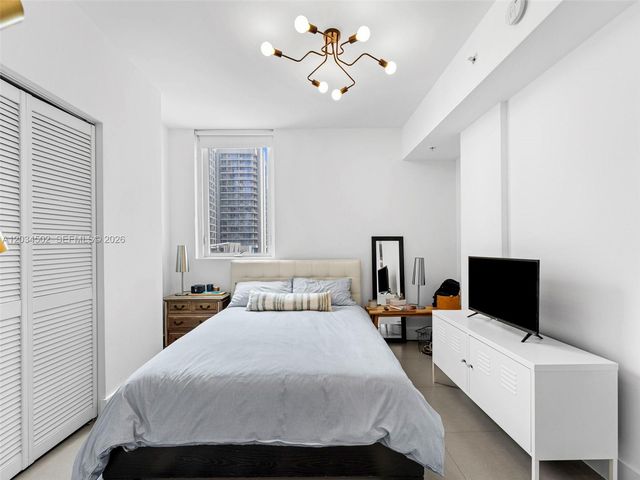 253 NE 2nd St 1801, Miami, FL 33132