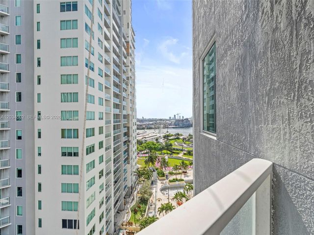 253 NE 2nd St 1801, Miami, FL 33132
