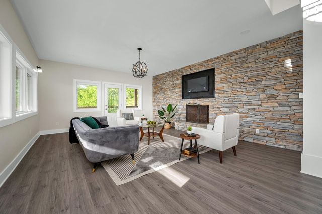 231 Wolf Ridge Ln, Lynchburg, TN 37352