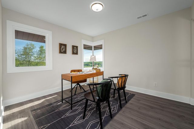 231 Wolf Ridge Ln, Lynchburg, TN 37352