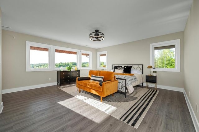 231 Wolf Ridge Ln, Lynchburg, TN 37352