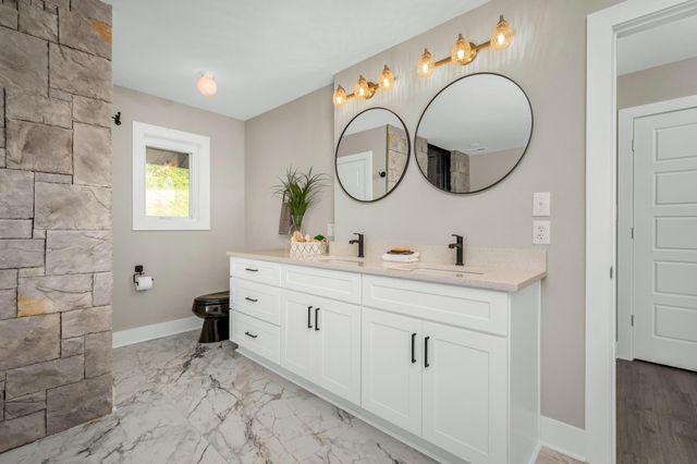 231 Wolf Ridge Ln, Lynchburg, TN 37352