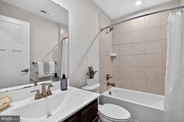 6638 BALLENGER RUN BLVD, Frederick, MD 21703
