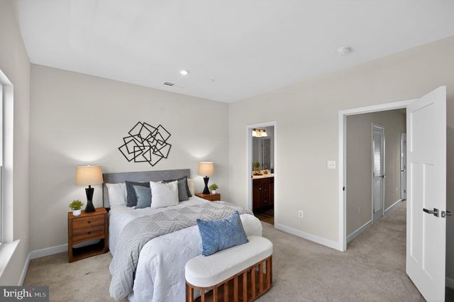 6638 BALLENGER RUN BLVD, Frederick, MD 21703