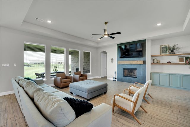 9236 Dove Hollow Road, New Fairview, TX 76247