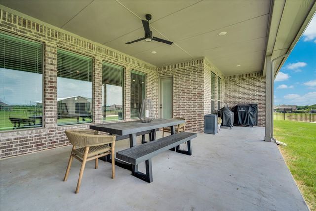 9236 Dove Hollow Road, New Fairview, TX 76247