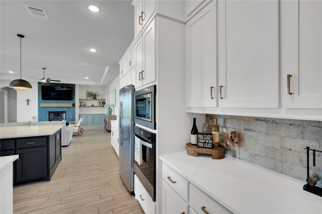 9236 Dove Hollow Road, New Fairview, TX 76247
