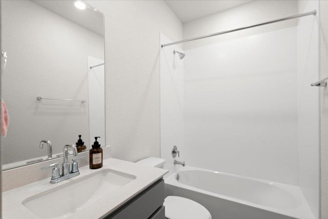 2613 INDIAN CLOVER TRL, Leander, TX 78641